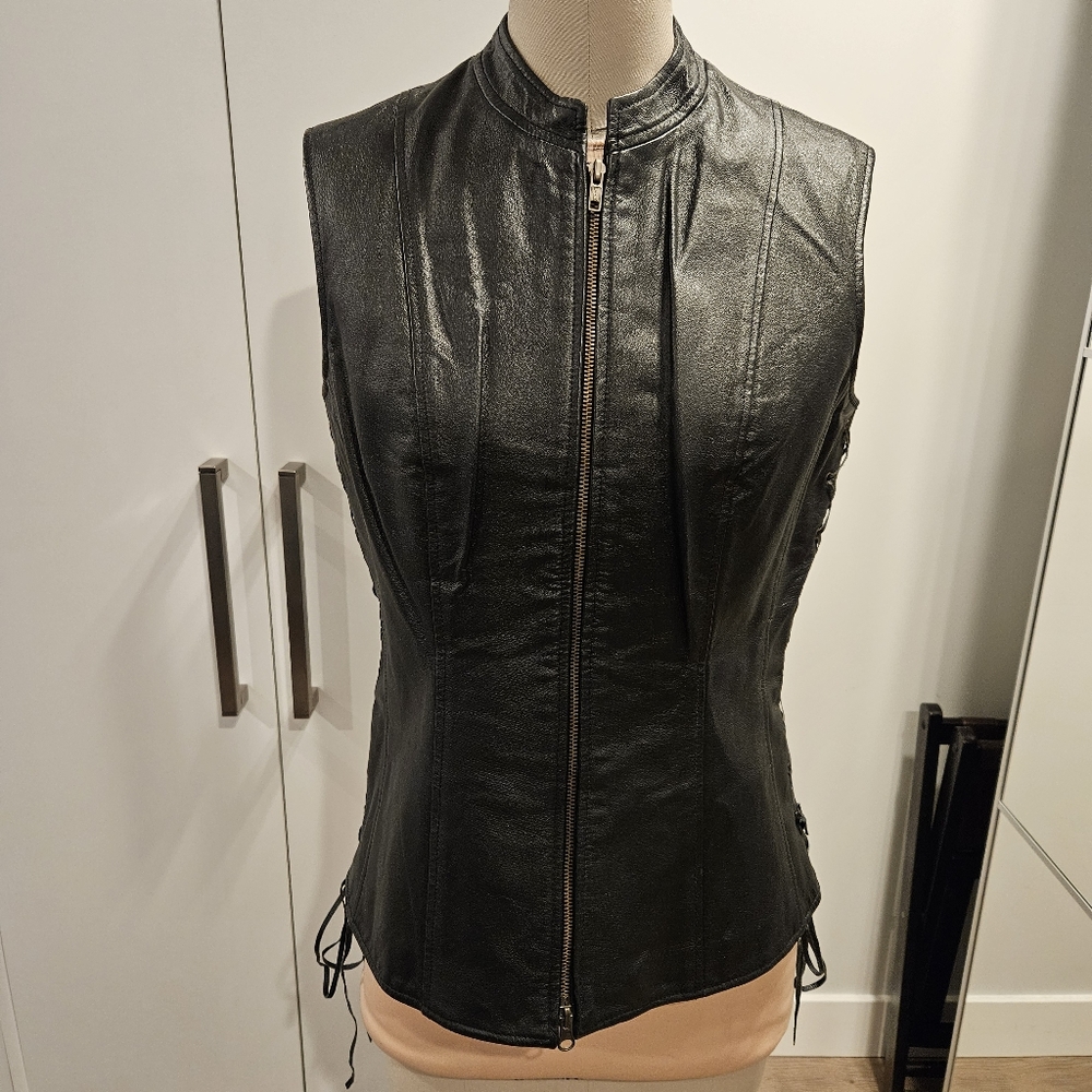 Newport News Black Leather Sleeveless Zip Vest